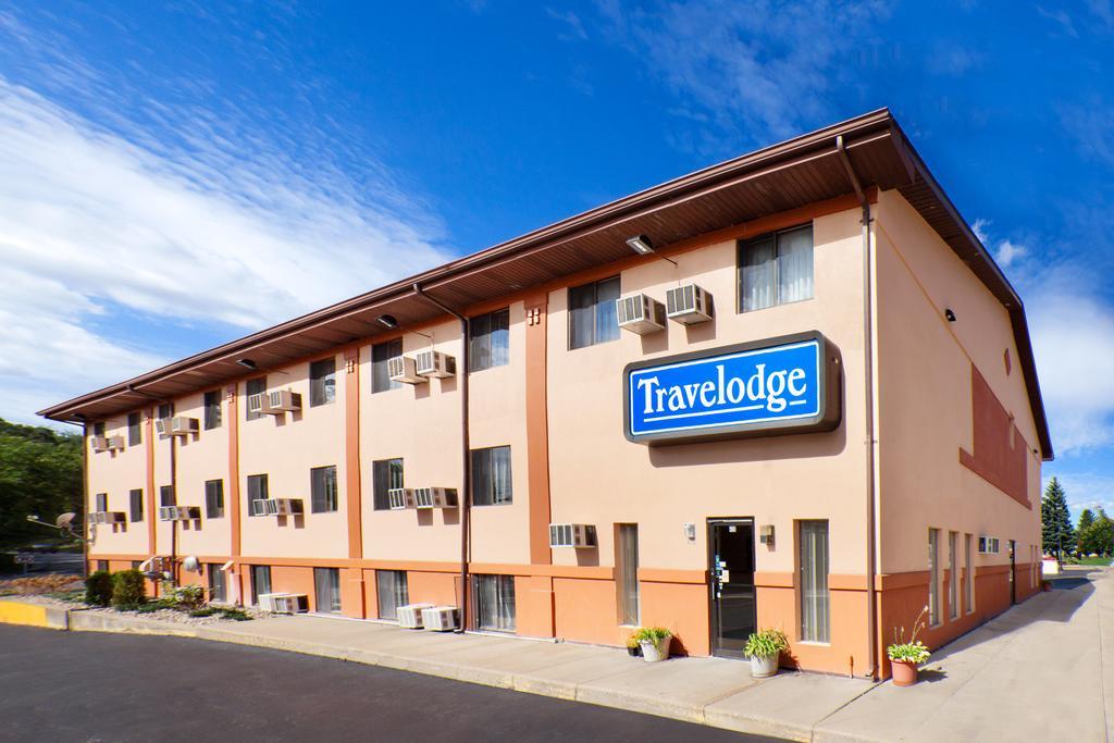 Travelodge By Wyndham La Porte/Michigan City Area Eksteriør billede